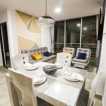 202-401Pp Nuevo Apartamento Moderno Y Central اباغويه المظهر الخارجي الصورة