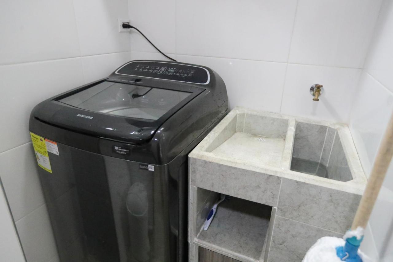 202-401Pp Nuevo Apartamento Moderno Y Central اباغويه المظهر الخارجي الصورة